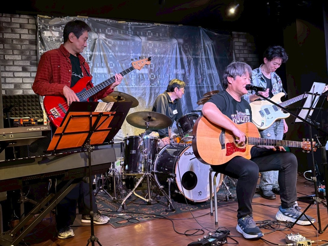 �N���b�N����Ɗg��ʐ^������܂�